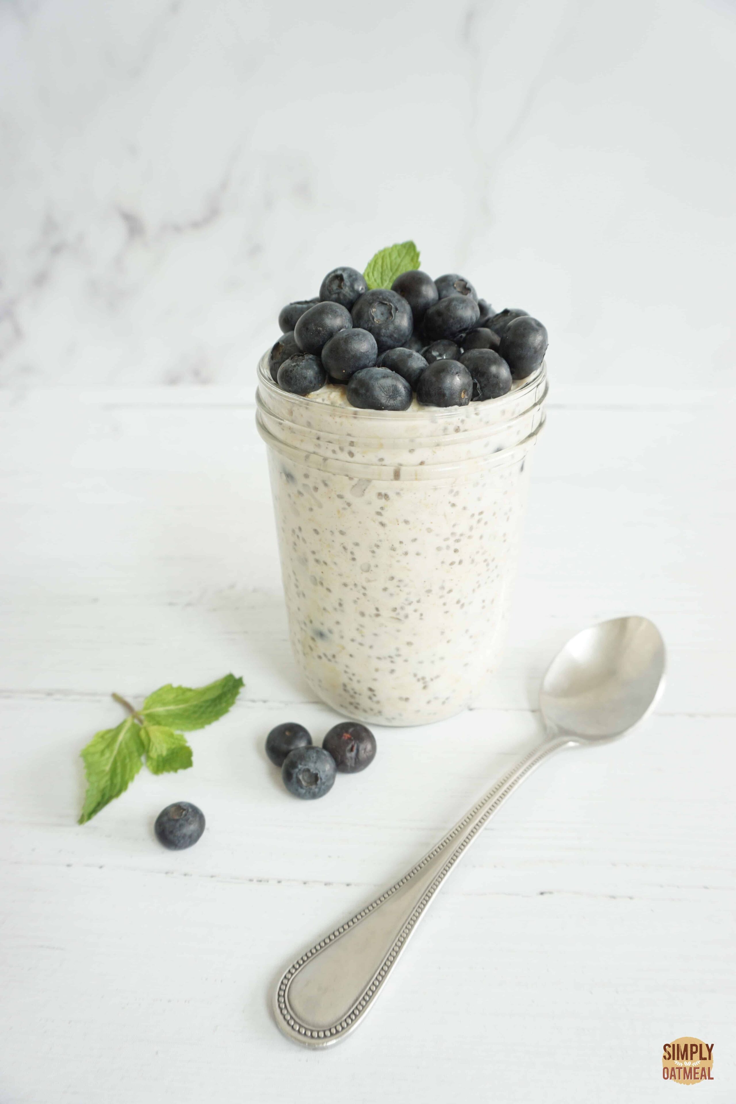 Blueberry Muffin Overnight Oats