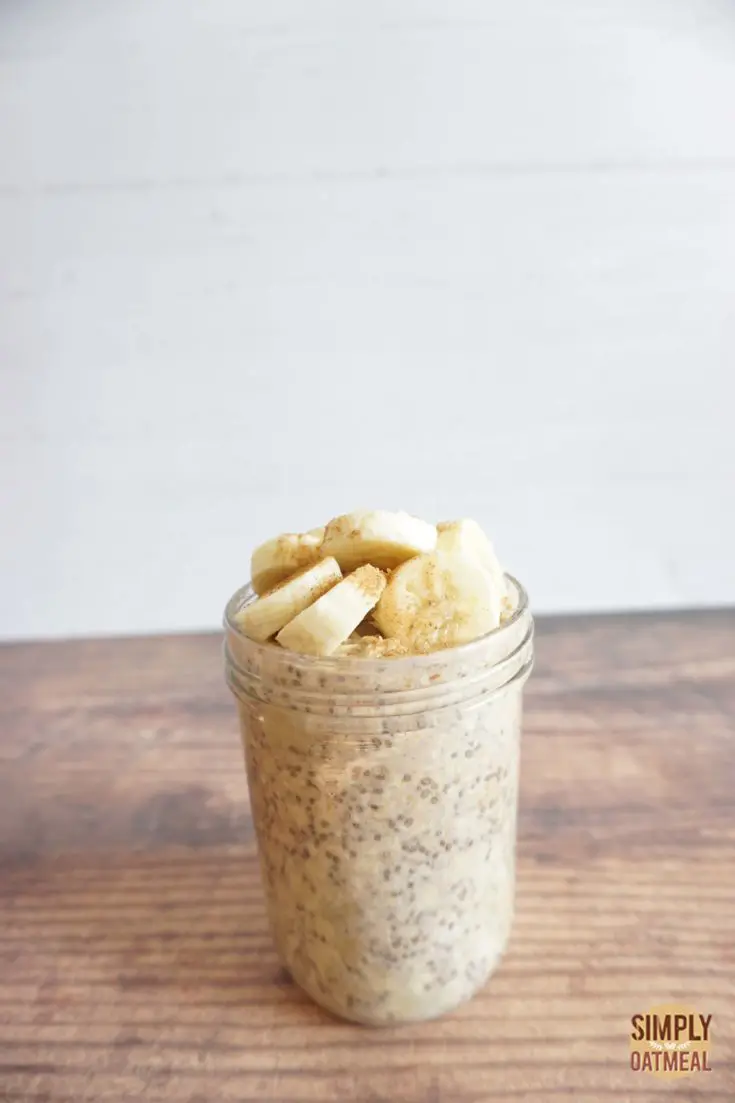 one serving of brown sugar banana overnight oats in a meal prep container