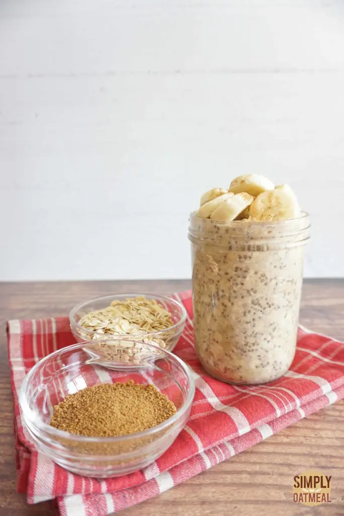 Brown sugar banana overnight oats with a small bowl of brown sugar on the side.