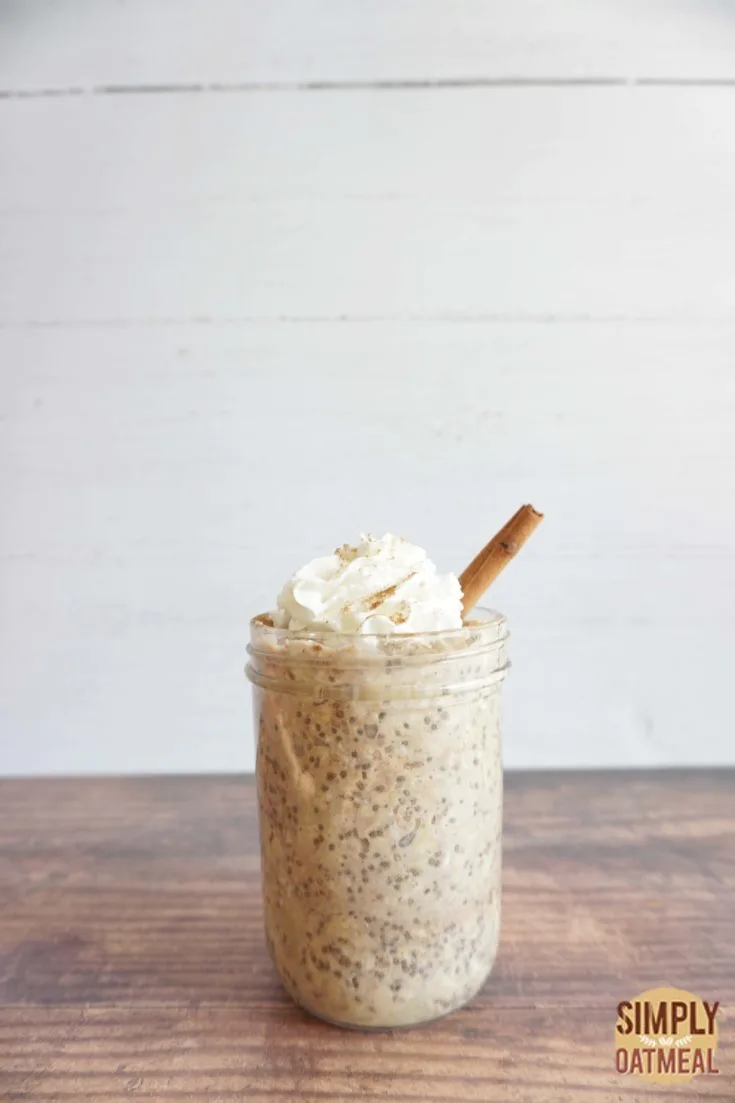 Single serving of cinnamon banana overnight oats in a mason jar.