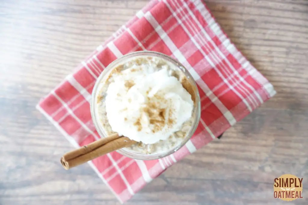 Cinnamon banana overnight oats topped with whipped cream, powdered cinnamon and sliced banana Cinnamon banana overnight oats topped with whipped cream, powdered cinnamon and sliced banana.
