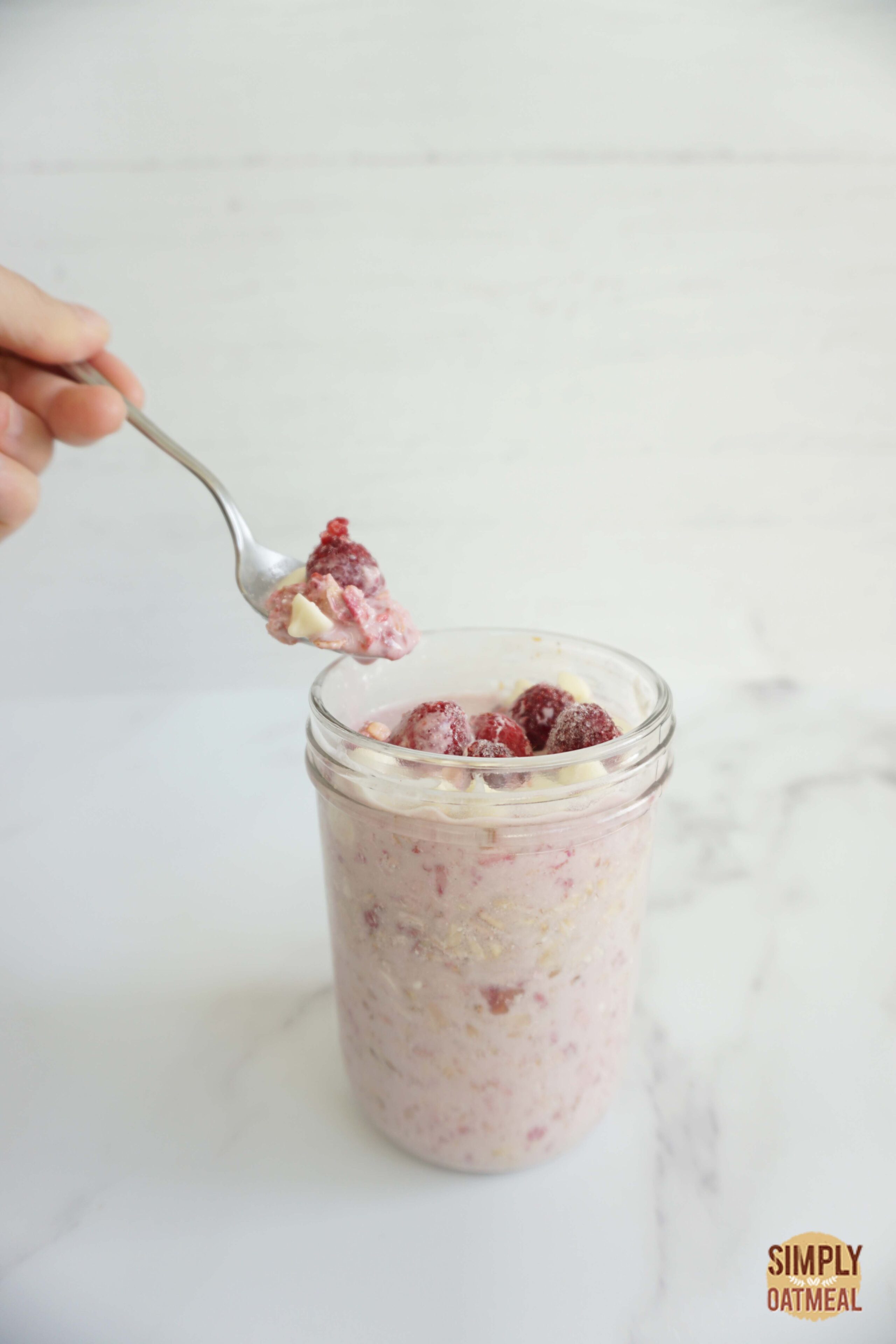 Raspberry White Chocolate Overnight Oats