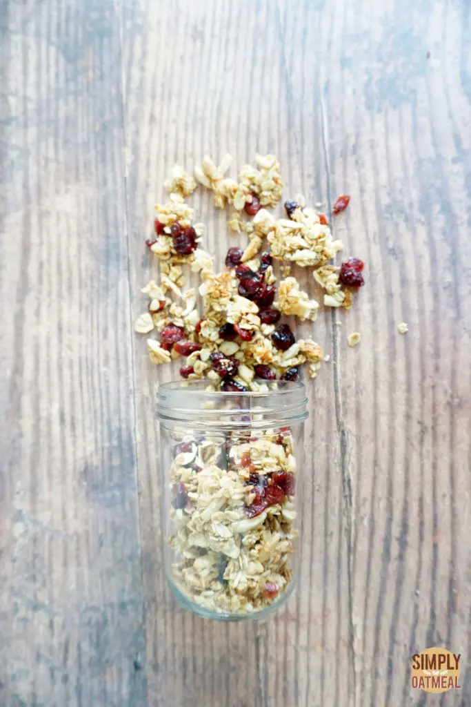 Cranberry almond granola Cranberry almond granola combines almonds, cashews, shredded coconut and raisins with rolled oats