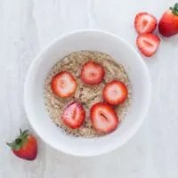 How can you tell if oatmeal has gone bad?