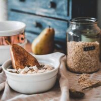 Do overnight oats need to be refrigerated?