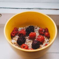Does overnight oats need to be cooked?