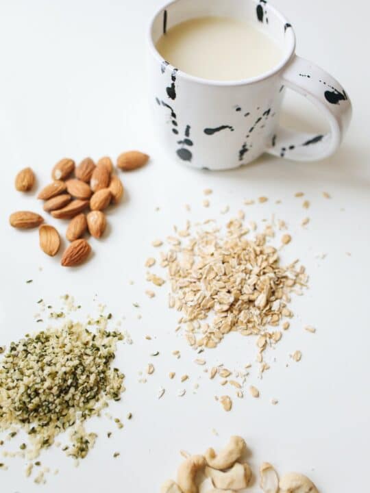 How can you tell if oat milk has gone bad?