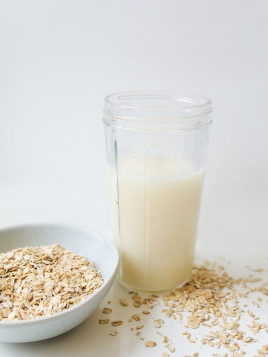 Oat Milk Benefits and Side Effects