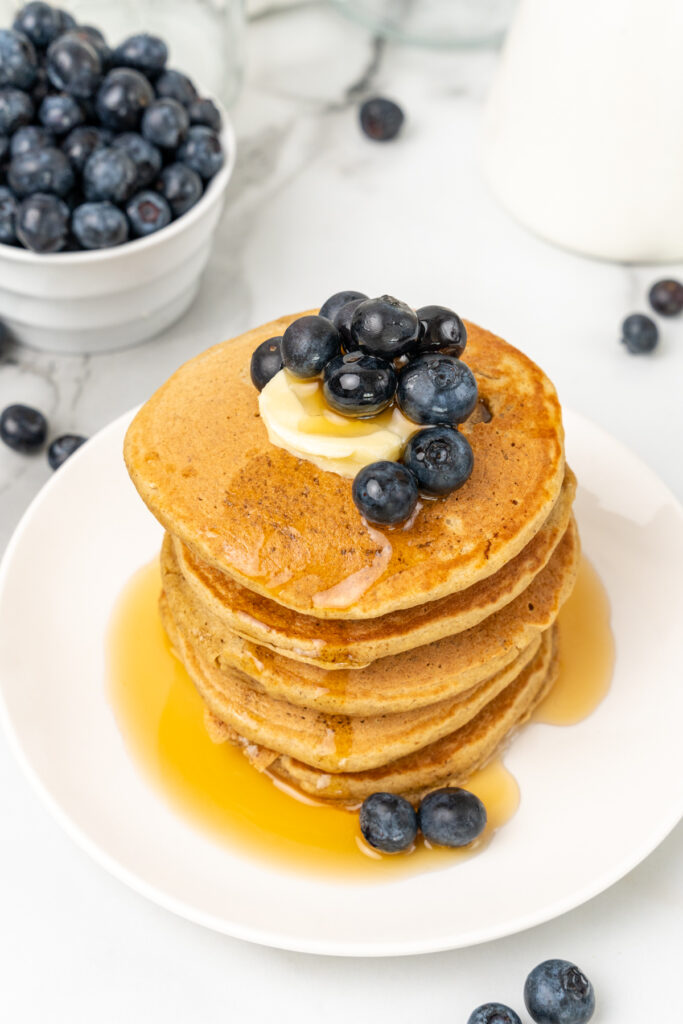 Syrup with oat flour pancakes.