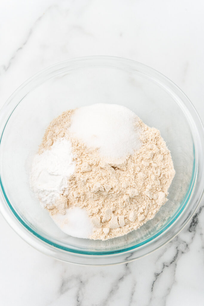 Oat flour with dry ingredients.