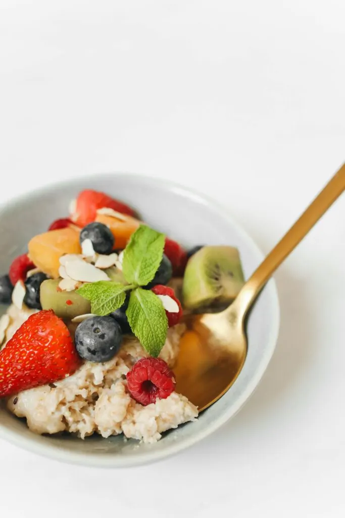 Fruit with oatmeal.